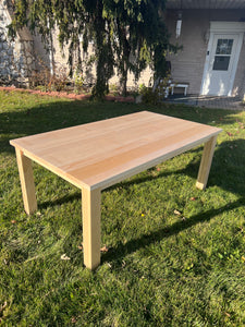 Richardson Traditional Table