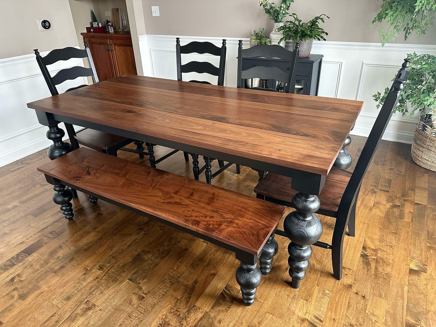 Charlotte Farm Table