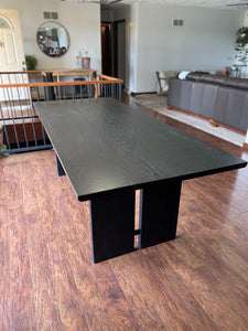 Camilla Contemporary Table