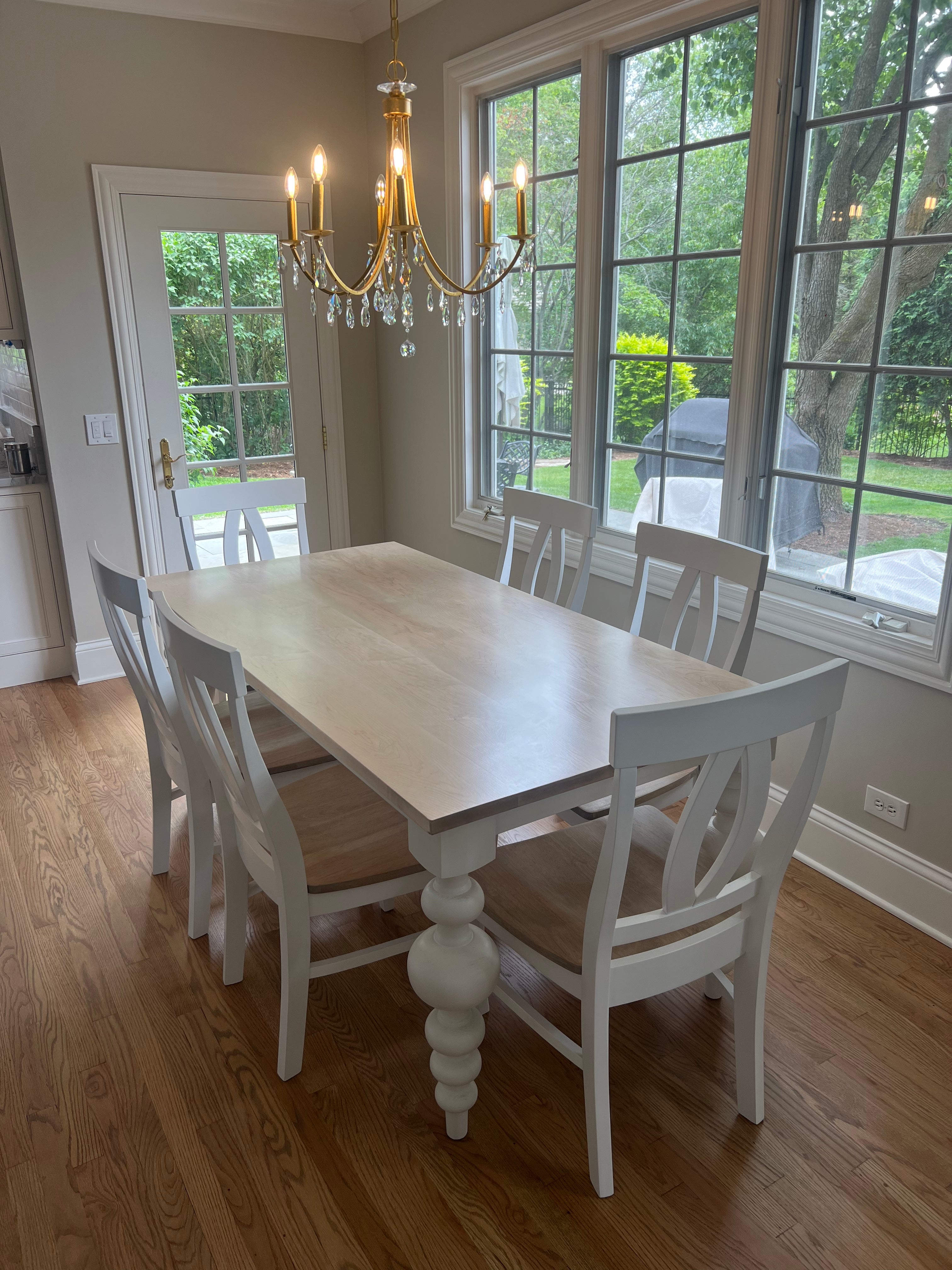 Charlotte Farm Table